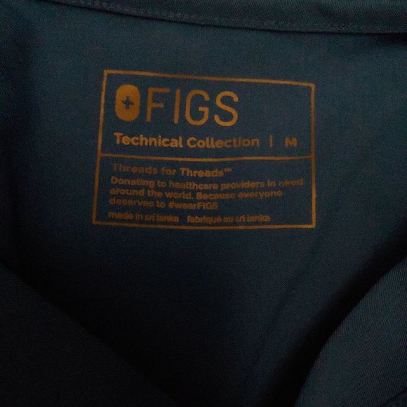 Figs Technical Collection Mens V-Neck 2 pocket Scrub Top FM1500 M US Flag - Picture 8 of 9